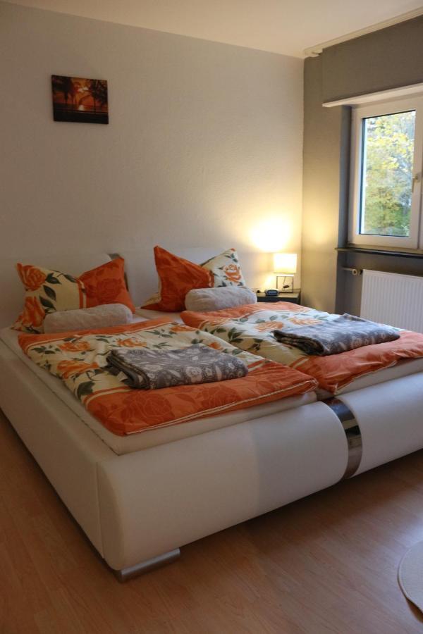 Appartment In Walldorf Mit Schlafzimmer, Kueche Und Bad Exterior foto